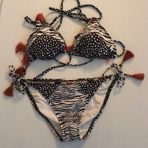 Victoria’s Secret Bikini